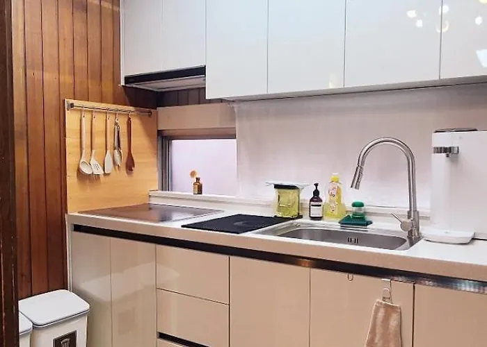 Mangwon Station Taxi 3 Minutes #family #friend #hongdae #hangangang #yg #self-check-in #washingmachine #dryer #low-floor Bed #children's Supplies