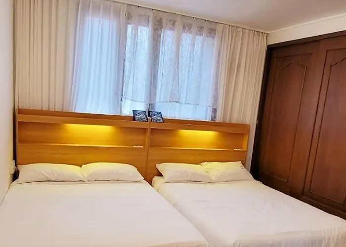 Mangwon Station Taxi 3 Minutes #family #friend #hongdae #hangangang #yg #self-check-in #washingmachine #dryer #low-floor Bed #children's Supplies