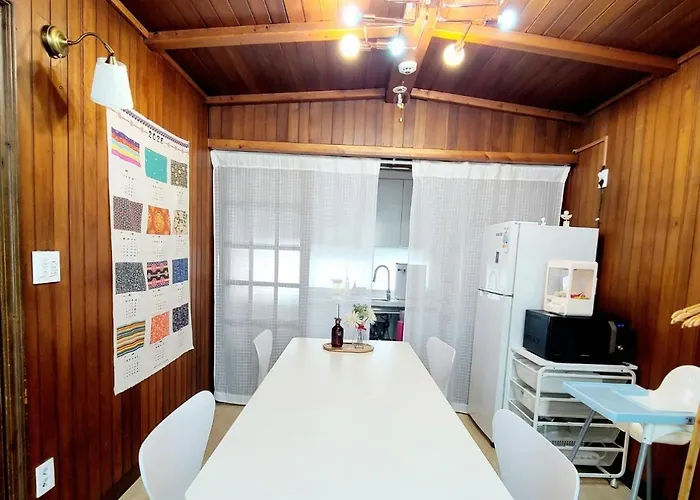 公寓 Mangwon Station Taxi 3 Minutes #family #friend #hongdae #hangangang #yg #self-check-in #washingmachine #dryer #low-floor Bed #children's Supplies 首爾