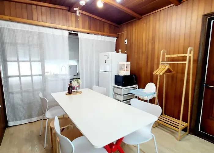 Mangwon Station Taxi 3 Minutes #family #friend #hongdae #hangangang #yg #self-check-in #washingmachine #dryer #low-floor Bed #children's Supplies * 首爾