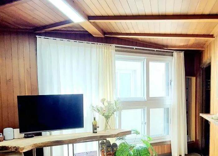 Mangwon Station Taxi 3 Minutes #family #friend #hongdae #hangangang #yg #self-check-in #washingmachine #dryer #low-floor Bed #children's Supplies 首爾